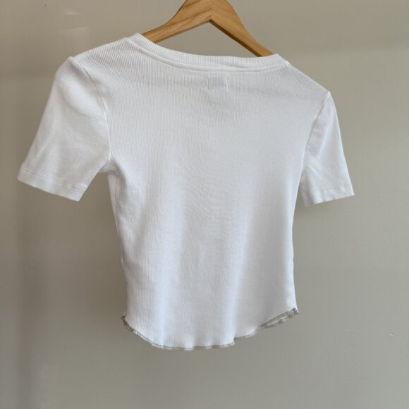 BDG Cropped Ribbed Baby Tee - Picture 6 of 8